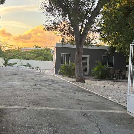 Advantage Apartments Curacao Вилемстад Екстериор снимка